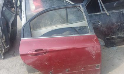 Дверь задняя правая Hyundai Sonata IV (EF) 2001