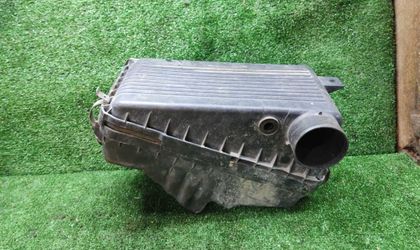 Корпус воздушного фильтра Toyota Carina, VI (T1...