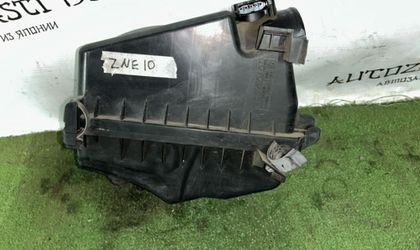 Корпус воздушного фильтра Toyota Wish 2006 1770022140 ZNE10 1ZZ-FE