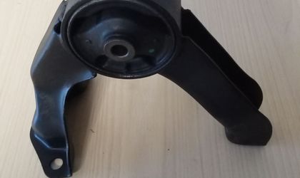 Опора двигателя задняя Mitsubishi Outlander, II