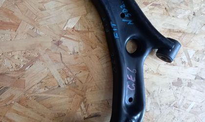 502 рычаг на HONDA FIT GE6