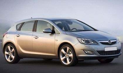 Opel Astra J (2009—2012) 2011
