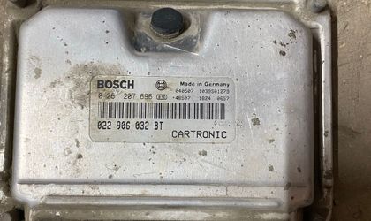 Блок управления двигателем Porsche Cayenne, I (955)