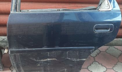 Дверь левая задняя в сборе Toyota Cresta, V (X100) Рестайлинг
