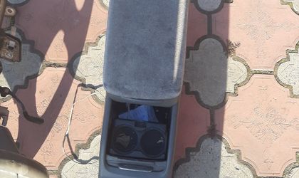 Подлокотник центральный Toyota Cresta, V (X100) Рестайлинг
