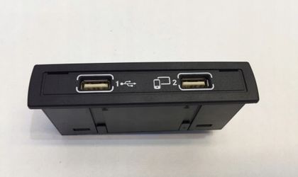 Блок USB разъемов W166 X166 Mercedes-Benz GLE C...