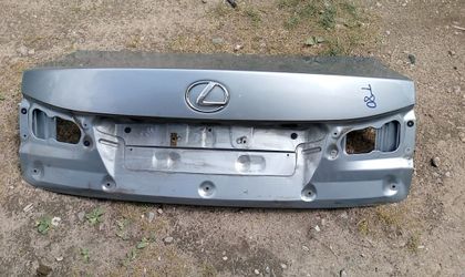 Крышка багажника Lexus is250