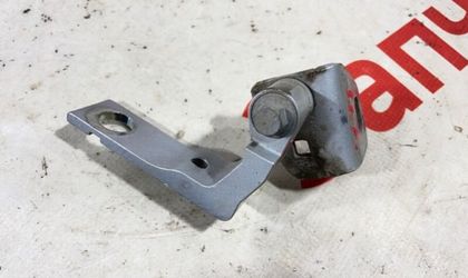 Петля двери передняя левая Ford Focus универсал