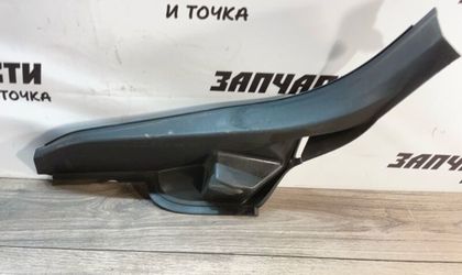 Накладка в салоне задняя левая Opel Astra H седан