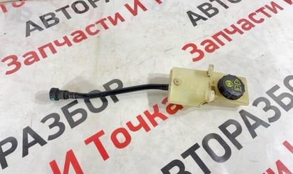 Бачок для тормозной жидкости Ford C-Max C214 2.0L