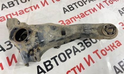 Рычаг подвески задний левый Mitsubishi Lancer