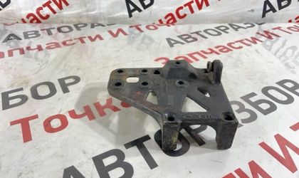 Кронштейн компрессора кондиционера Kia Spectra SD