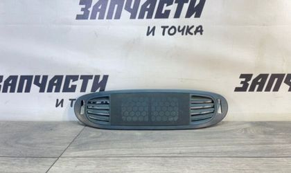 Дефлектор воздушный передний Mercedes Sprinter