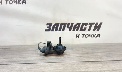 Клапан впускной Opel Astra H седан Z16XER 2008