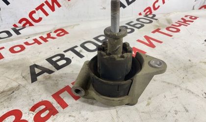 Подушка МКПП Opel Astra H хетчбек Z18XER 2008