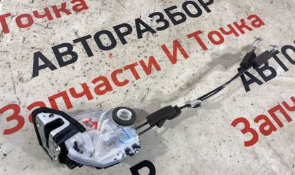 Замок боковой двери задний левый Honda Civic FC1