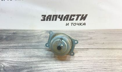 Подушка МКПП передняя левая Opel Astra H седан