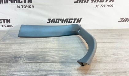 Накладка двери багажника задняя правая Opel Astra