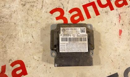 Блок управления SRS Volkswagen Polo седан 1.6 cwva
