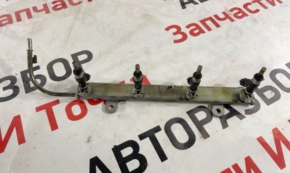 Топливная рейка Mitsubishi Lancer седан 2.0 CY4A