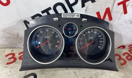 Панель приборов Opel Astra H седан Z18XER 1.8 2008