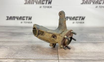 Кулак поворотный передний левый Mazda Axela BK5P
