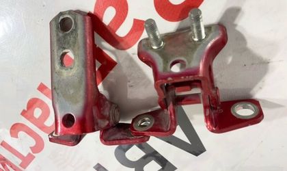 Петля двери задняя левая Mitsubishi Lancer седан