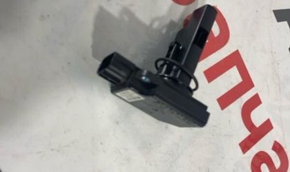Датчик массового расхода воздуха Mitsubishi Lancer