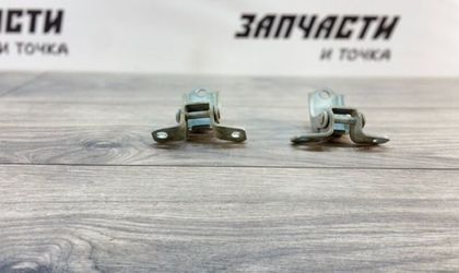 Петля двери передняя правая Mazda Axela BK5P ZY-VE