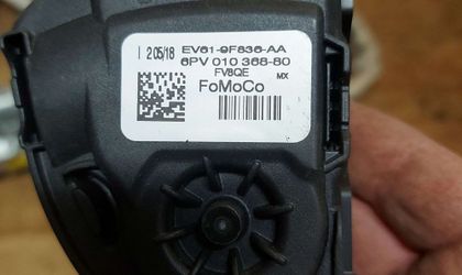 Педаль газа Ford Focus III 2018