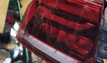 Фонарь левый Фольксваген Поло 6 VW Polo 6