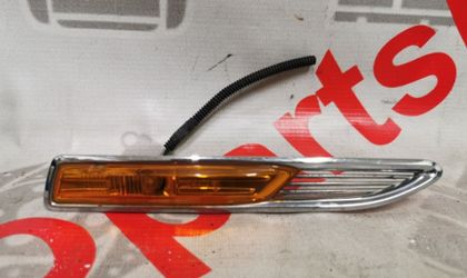 Поворотник в крыле Ford Mondeo 4 1571281, передний правый