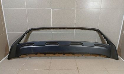 Накладка переднего бампера центральная Volkswagen