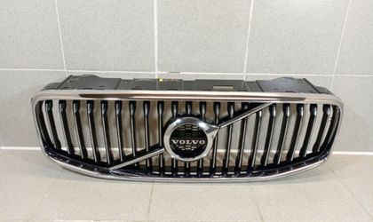 Решетка радиатора Volvo Xc60 2