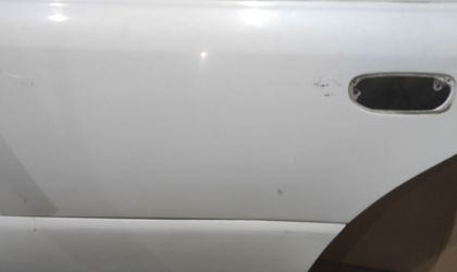 Дверь левая задняя в сборе Toyota Crown Majesta, I (S140)