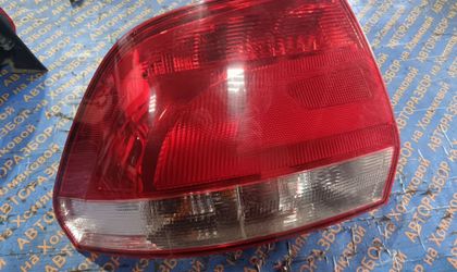 Фонарь левый Volkswagen Polo V