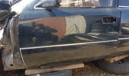 Дверь левая передняя в сборе Lexus LS I