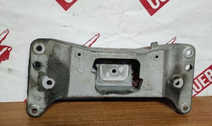 Опорная балка коробки передач BMW F01 F02 F10 F11 F18