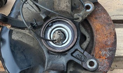 Поворотный  кулак левый диск суппорт Honda Civi...