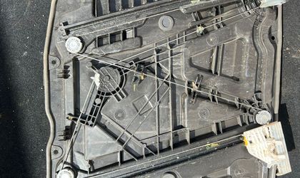Стеклоподъемник задней правой двери Kia Ceed III 