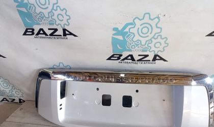 Накладка крышки багажника Toyota Land Cruiser P...