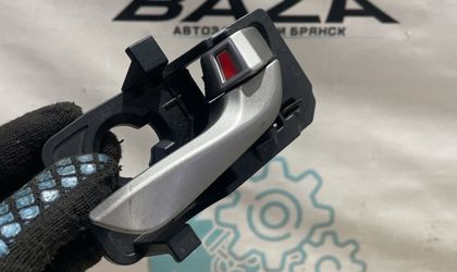 Ручка двери внутренняя задняя правая Hyundai So...