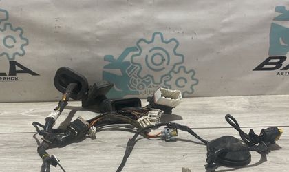 Проводка левой двери Hyundai Elantra IV 2008
