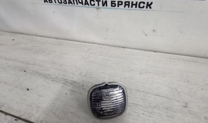 Повторитель поворота в крыло Skoda Rapid I рес...