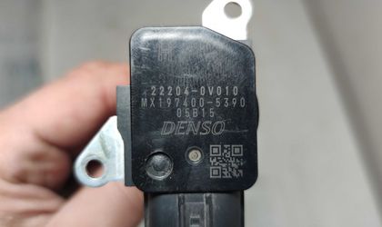 Датчик расхода воздуха ДМРВ MAF расходомер Toyota