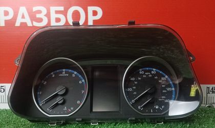 Toyota Rav 4 40 Приборная панель