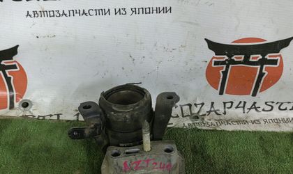 Подушка двигателя правая Toyota Premio I AZT240