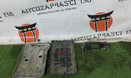Крепление аккумулятора Toyota Premio AZT240 1AZFSE 2002
