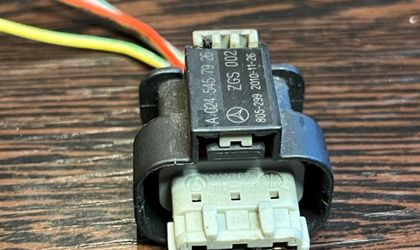 Разъем фишка Mercedes A0245457926