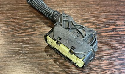 Разъем блока ABS Mercedes W166 W212 A2125453240